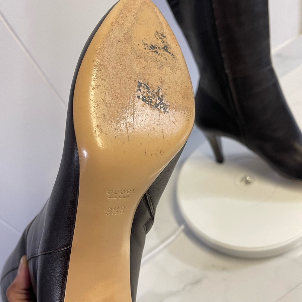 Authentic Gucci dark brown leather boots - Picture 6 of 9